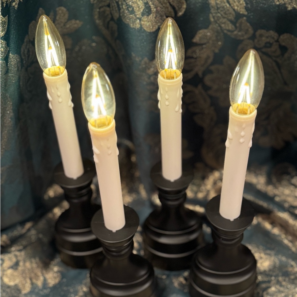 Set Of 4 Bethlehem Lights Premium Cordless Window Candles & 4 Replacement Bulbs - Picture 2 of 8